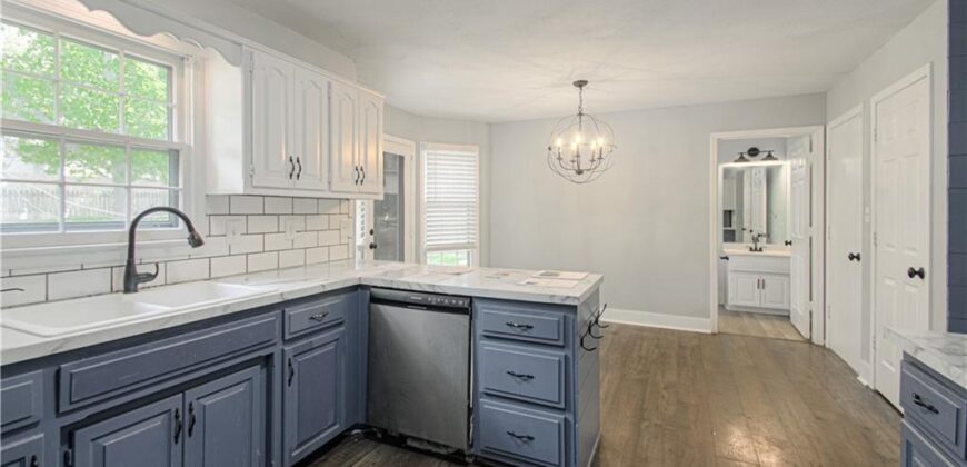 Homes for Sale in Liberty, MO 64068 | 1323  Amesbury Avenue