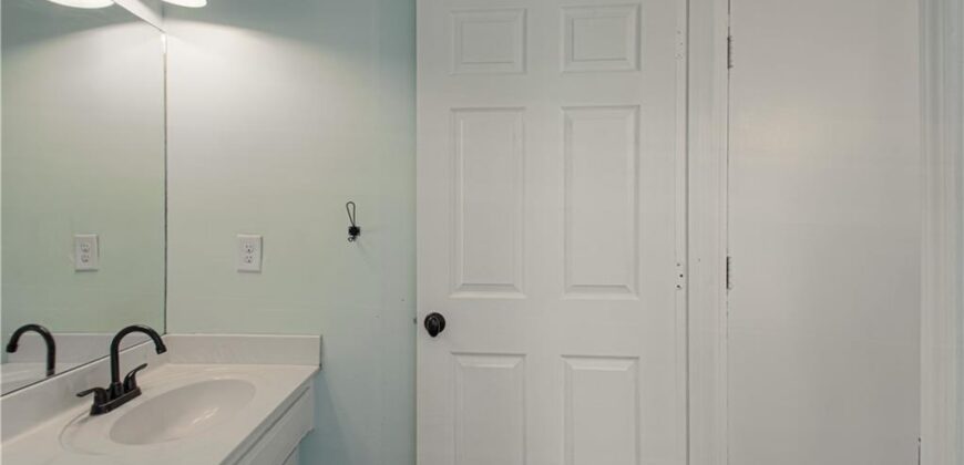 Homes for Sale in Liberty, MO 64068 | 1323  Amesbury Avenue