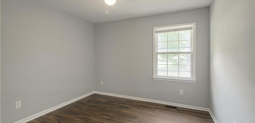 Homes for Sale in Liberty, MO 64068 | 1323  Amesbury Avenue