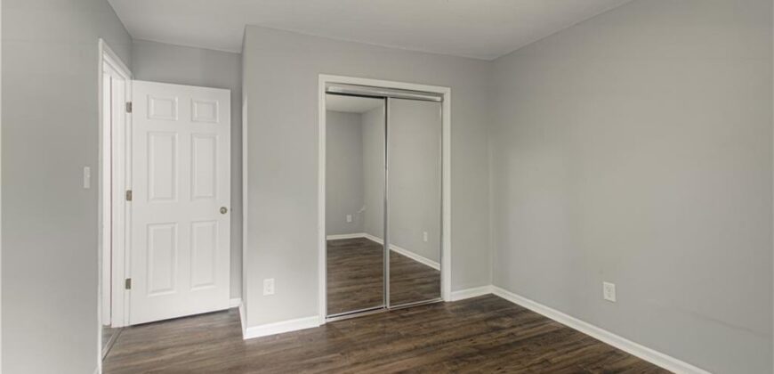 Homes for Sale in Liberty, MO 64068 | 1323  Amesbury Avenue