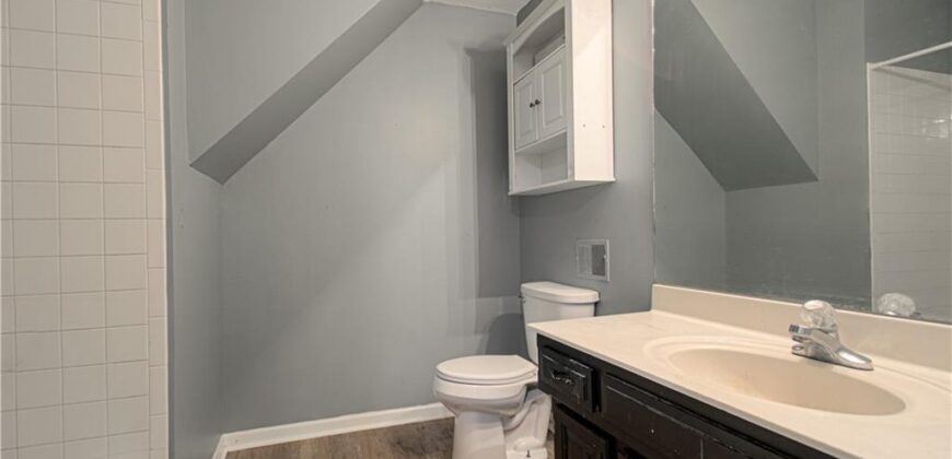 Homes for Sale in Liberty, MO 64068 | 1323  Amesbury Avenue