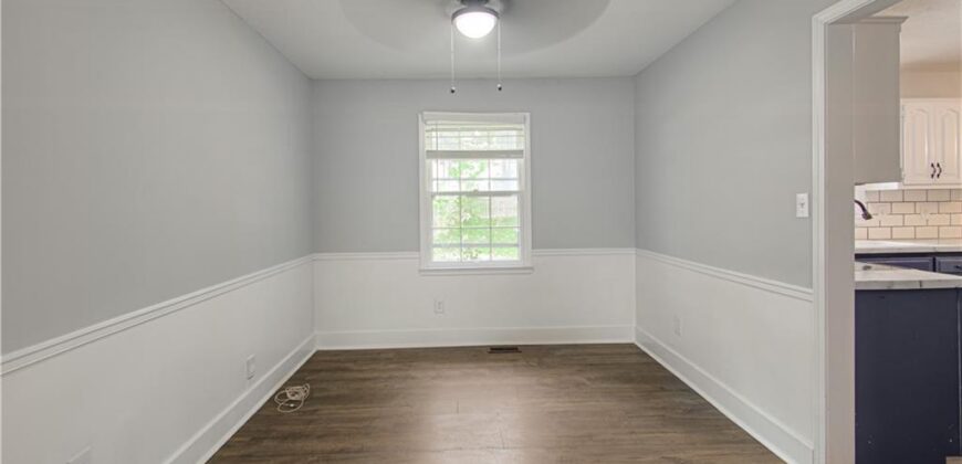 Homes for Sale in Liberty, MO 64068 | 1323  Amesbury Avenue