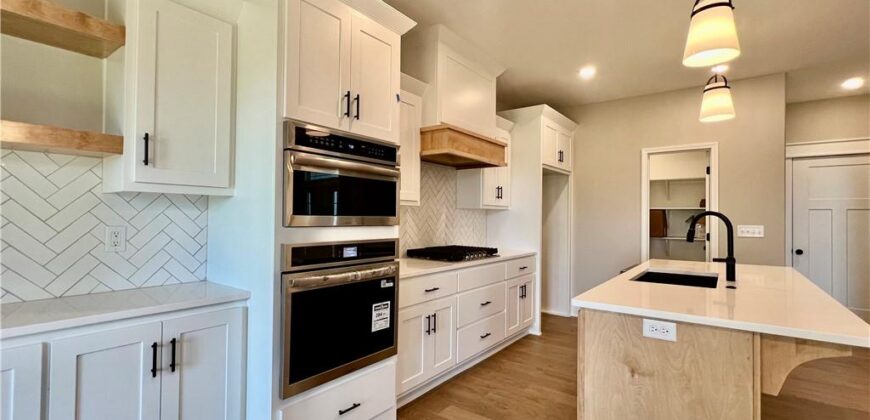 Homes for Sale in Liberty, MO 64068 | 1909  Longview Drive