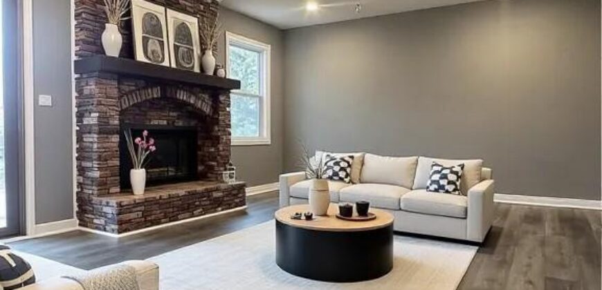 Homes for Sale in Kansas City, MO 64151 | 7412 N Strathbury Avenue