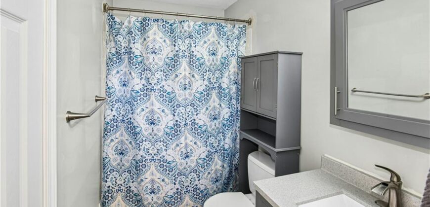 Homes for Sale in Parkville, MO 64152 | 5822 NW Walnut Court