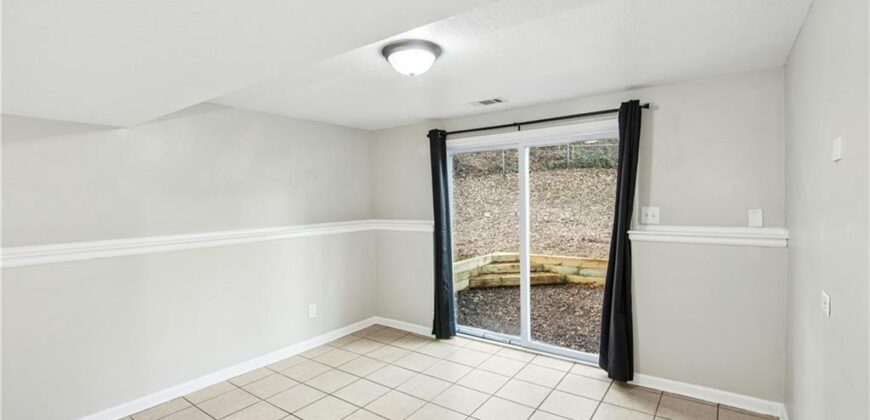 Homes for Sale in Parkville, MO 64152 | 5822 NW Walnut Court