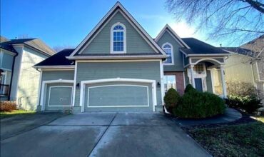 Homes for Sale in Liberty, MO 64068 | 1172  WHITE OAK Lane