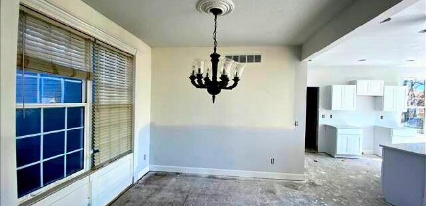 Homes for Sale in Liberty, MO 64068 | 1172  WHITE OAK Lane