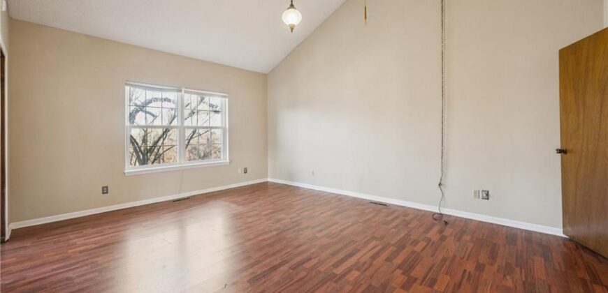 Homes for Sale in Gladstone, MO 64119 | 7044 N Askew Avenue