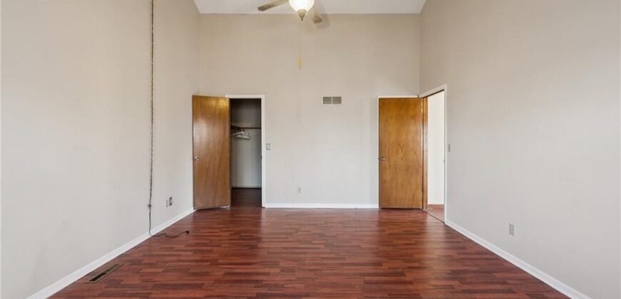 Homes for Sale in Gladstone, MO 64119 | 7044 N Askew Avenue