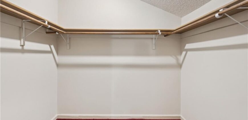 Homes for Sale in Gladstone, MO 64119 | 7044 N Askew Avenue