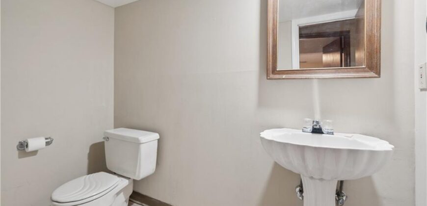 Homes for Sale in Gladstone, MO 64119 | 7044 N Askew Avenue