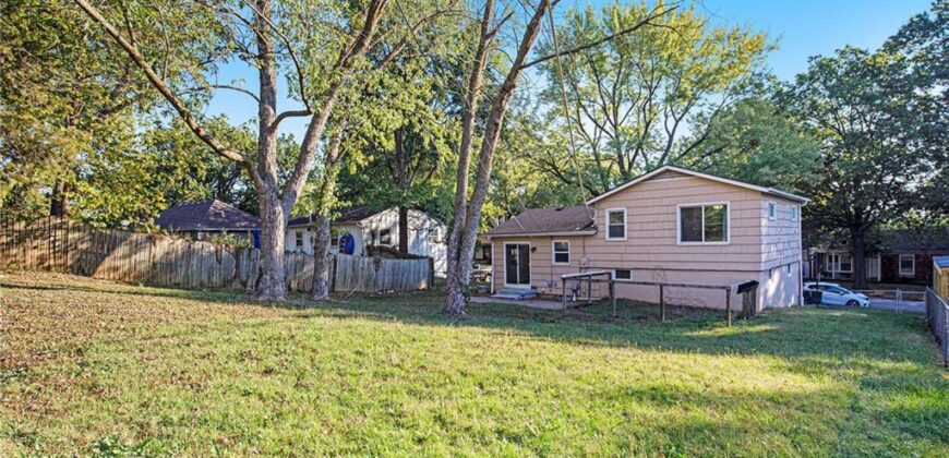 Homes for Sale in Kansas City, MO 64155 | 8420 N Virginia Avenue