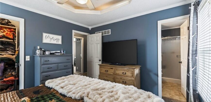 Homes for Sale in Smithville, MO 64089 | 303  Porter Drive