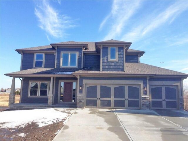 Homes for Sale in Liberty, MO 64068 | 1007  Poplar Lane