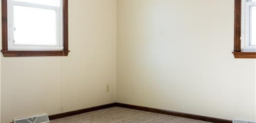 Homes for Sale in Kansas City, MO 64152 | 7406 NW Belvidere Parkway