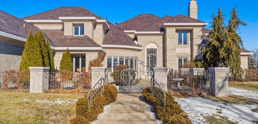 9800 N Revere Avenue, Kansas City, MO 64154
