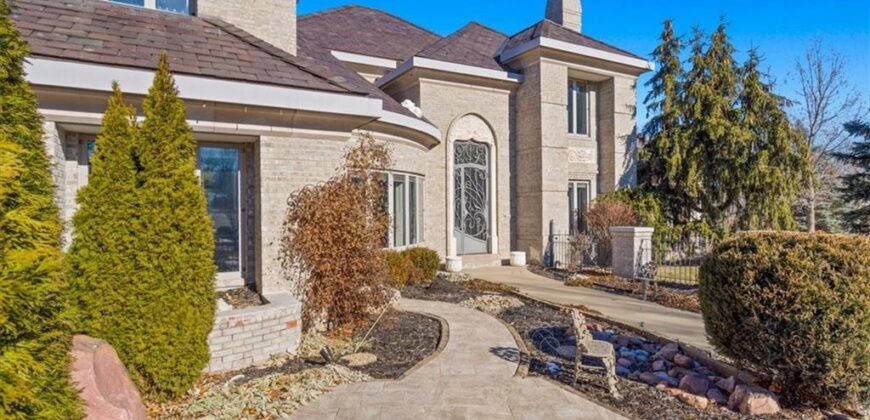 9800 N Revere Avenue, Kansas City, MO 64154