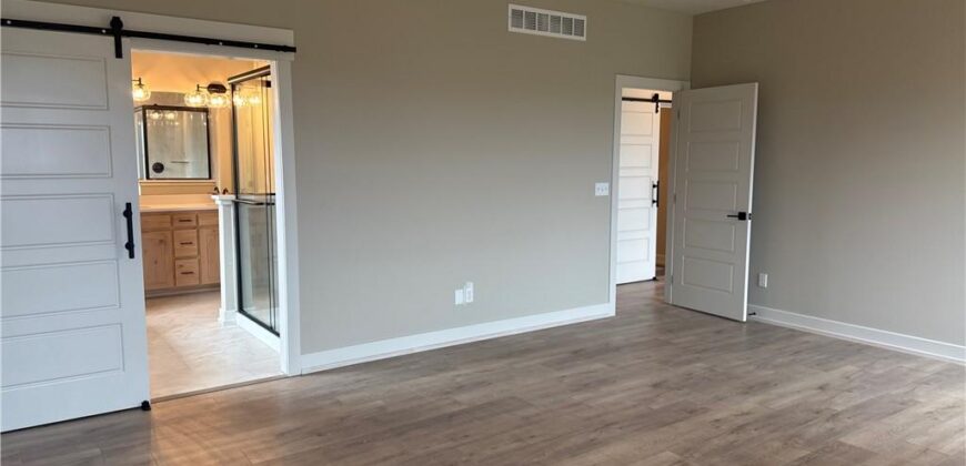 12915 N Champanel Way, Platte City, MO 64079