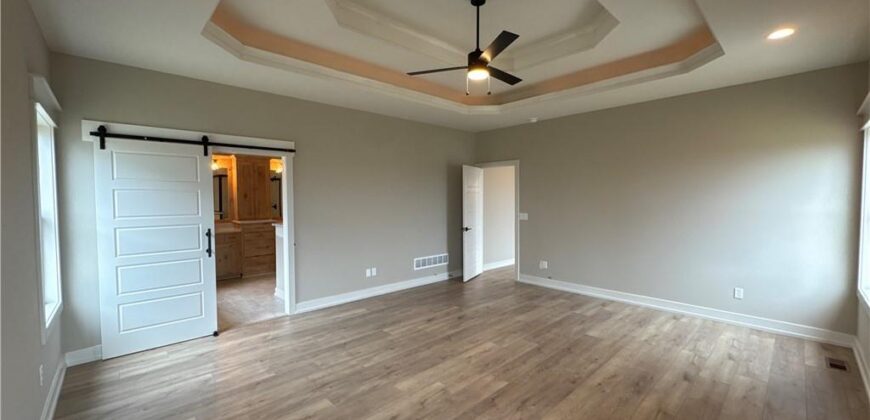 12925 N Champanel Way, Platte City, MO 64079