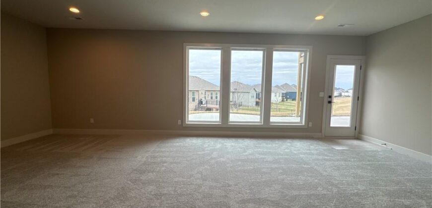 12935 N Champanel Way, Platte City, MO 64079