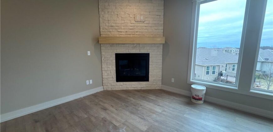 12935 N Champanel Way, Platte City, MO 64079