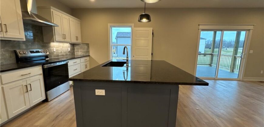 12860 N Champanel Way, Platte City, MO 64079