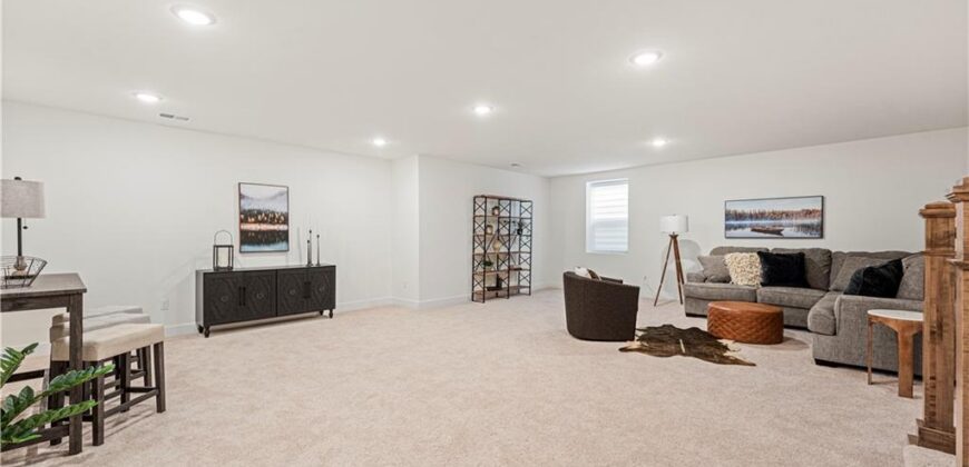 1602 NW 104th Terrace, Kansas City, MO 64155