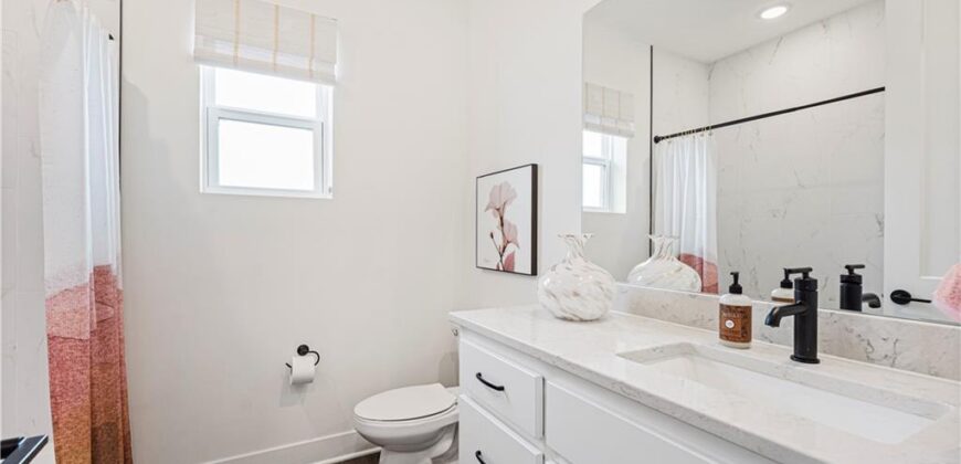 1602 NW 104th Terrace, Kansas City, MO 64155