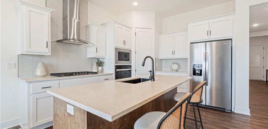 1602 NW 104th Terrace, Kansas City, MO 64155