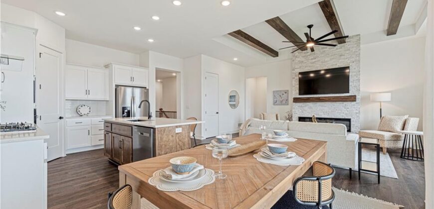 1602 NW 104th Terrace, Kansas City, MO 64155
