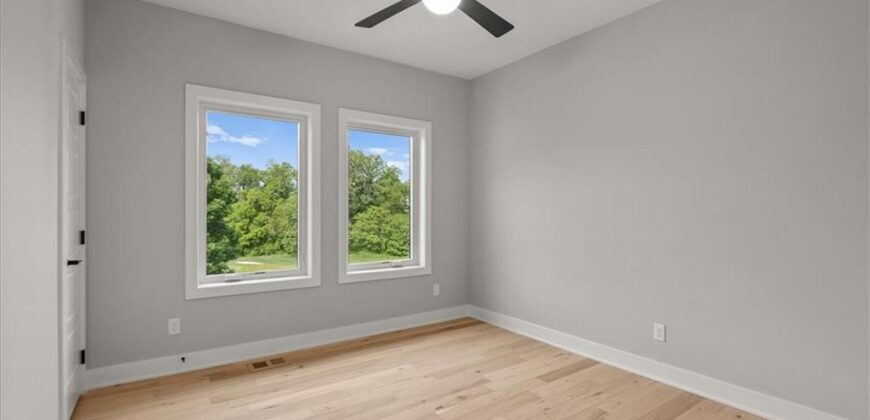 8732 N Lewis Avenue, Kansas City, MO 64157