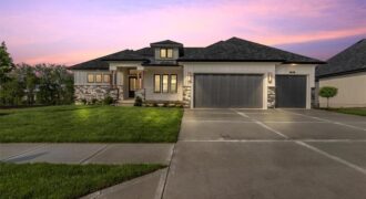 8732 N Lewis Avenue, Kansas City, MO 64157