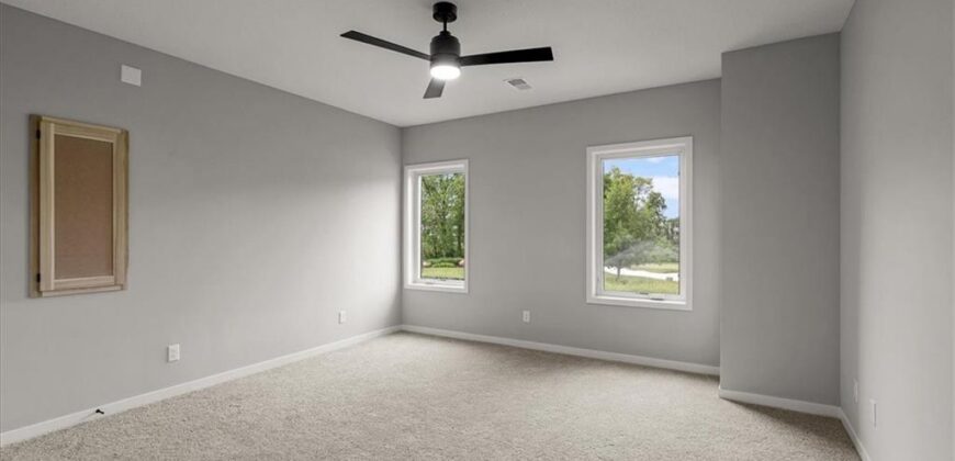 8732 N Lewis Avenue, Kansas City, MO 64157