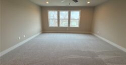 18000 N Peach Blossom Drive, Platte City, MO 64079