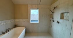 18000 N Peach Blossom Drive, Platte City, MO 64079