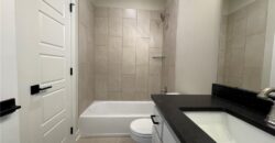 18000 N Peach Blossom Drive, Platte City, MO 64079