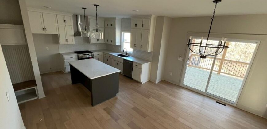 13413 Oakridge Drive, Kearney, MO 64060