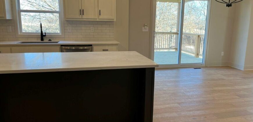 13413 Oakridge Drive, Kearney, MO 64060