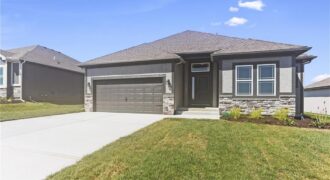 11457 N Auburndale Circle, Kansas City, MO 64157