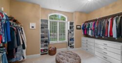 8541 N Donnelly Avenue, Kansas City, MO 64157