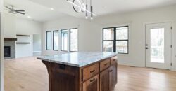 604 Blackhawke Drive, Smithville, MO 64089