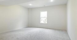 604 Blackhawke Drive, Smithville, MO 64089