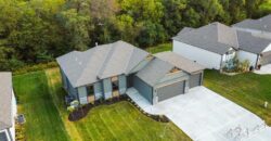 604 Blackhawke Drive, Smithville, MO 64089