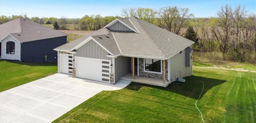 508 Whitetail Court, Smithville, MO 64089