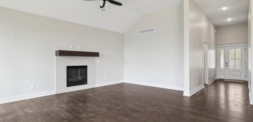 508 Whitetail Court, Smithville, MO 64089