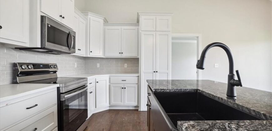 508 Whitetail Court, Smithville, MO 64089
