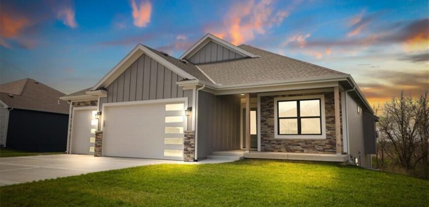508 Whitetail Court, Smithville, MO 64089