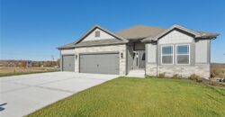 8890 N Monroe Avenue, Kansas City, MO 64156