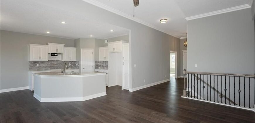 8890 N Monroe Avenue, Kansas City, MO 64156